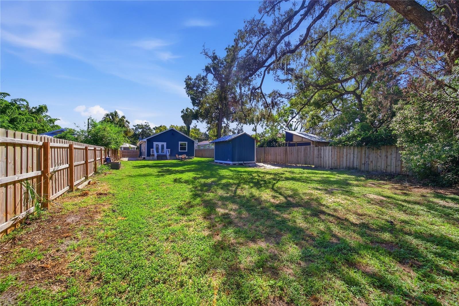 2910 N OLA AVE — photo 34