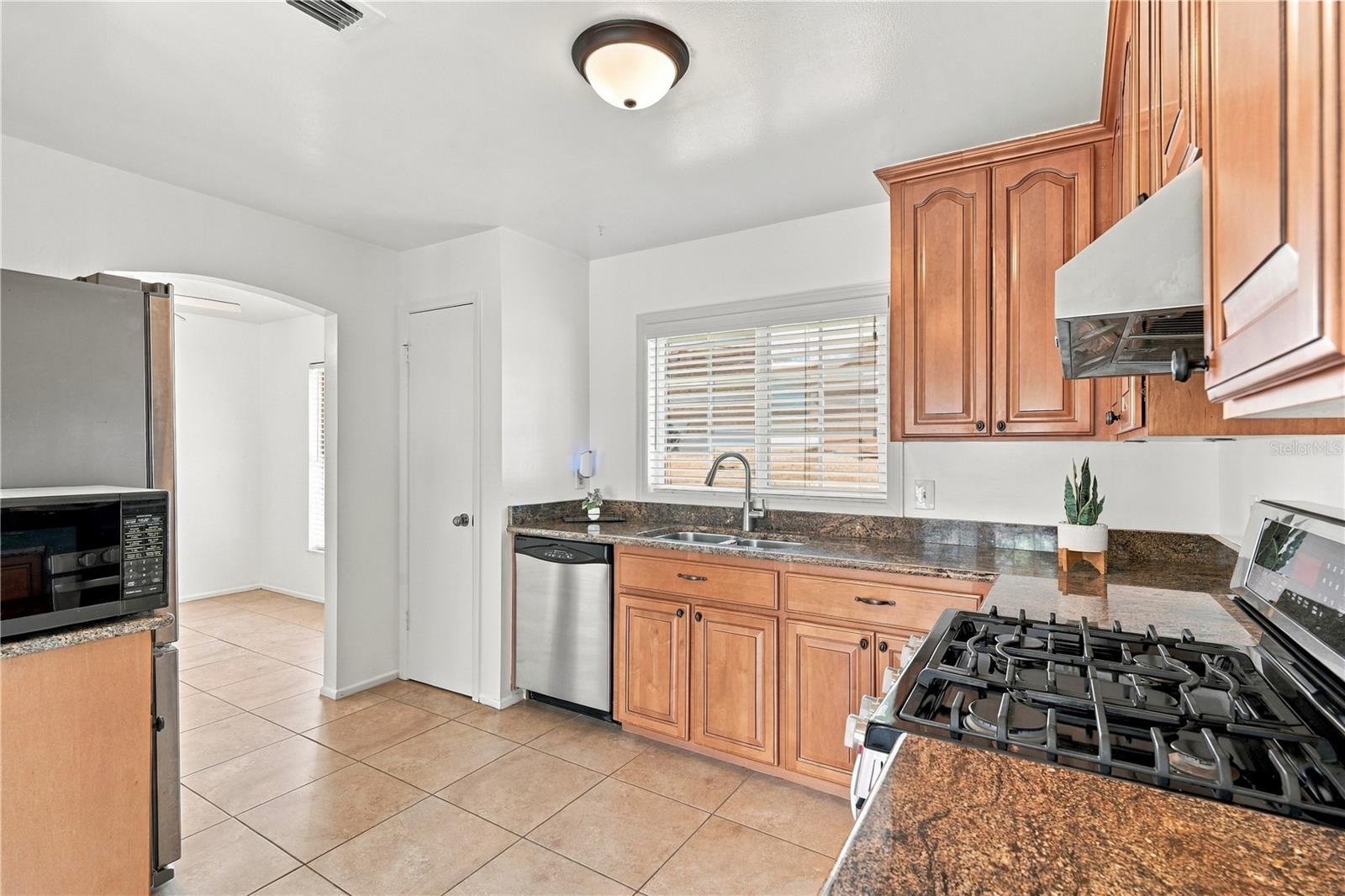 2521 GINGER MILL BLVD — photo 14