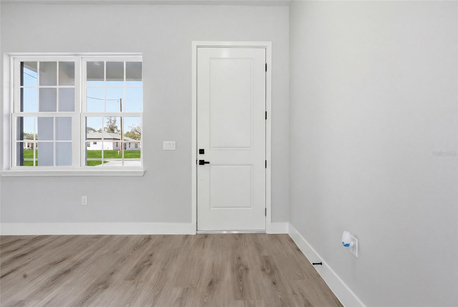 2111 SW 156TH PL — photo 3