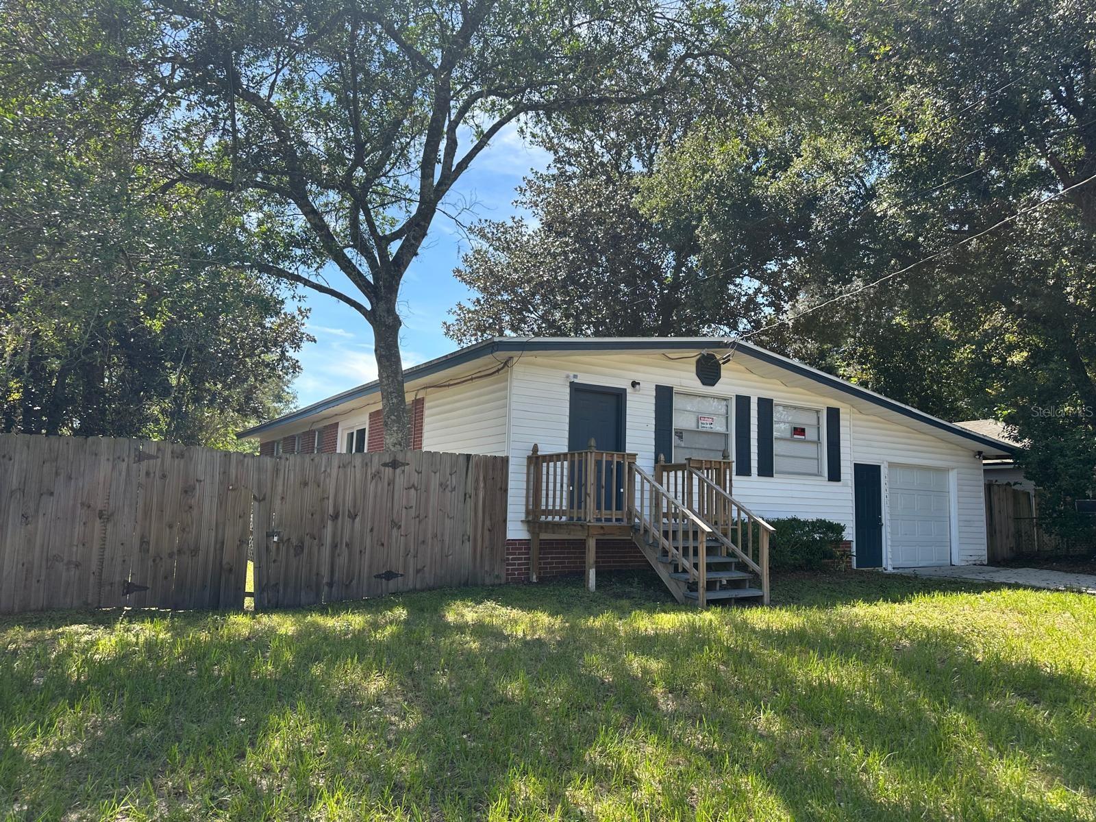 1430 RON RD — photo 3