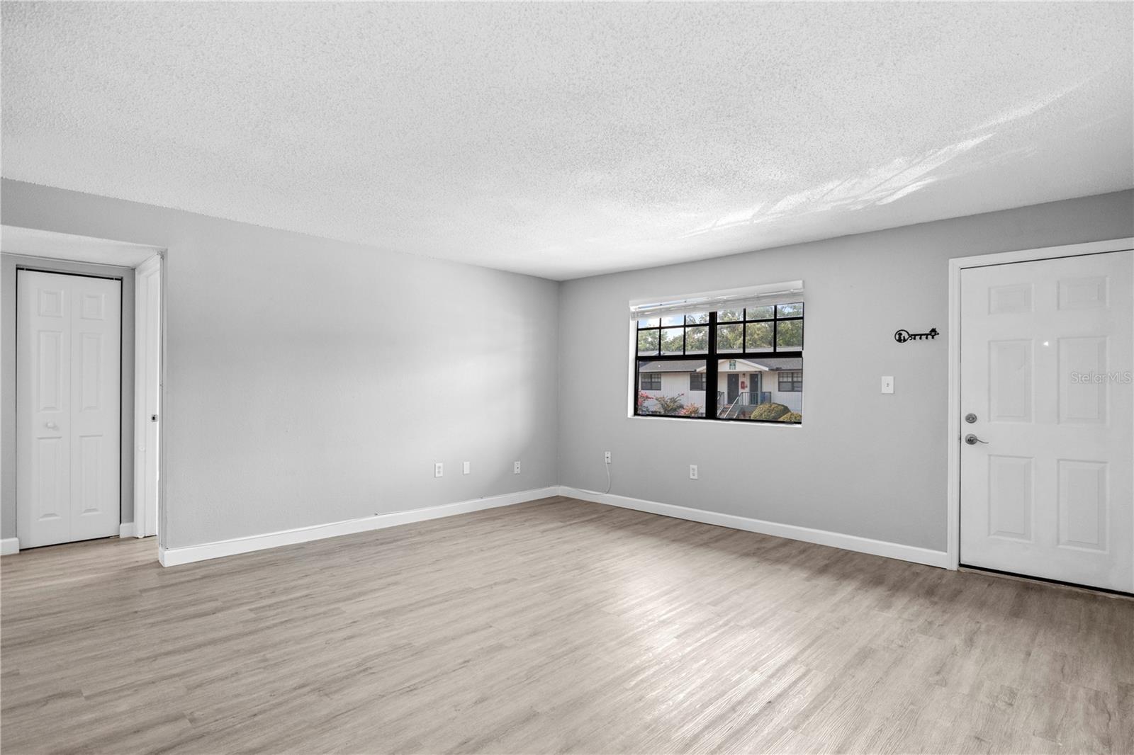 205 POINSETTIA PINE CT #201 — photo 2