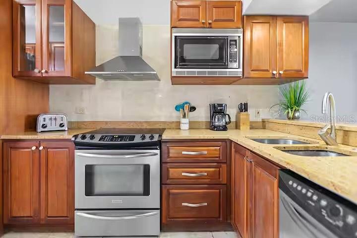 180 CANDELERO DRIVE #63 — photo 2