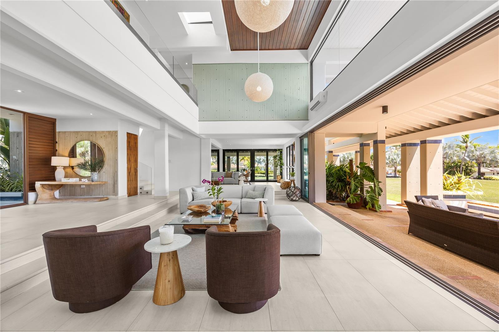 800 THE REDONDA ESTATE — photo 10