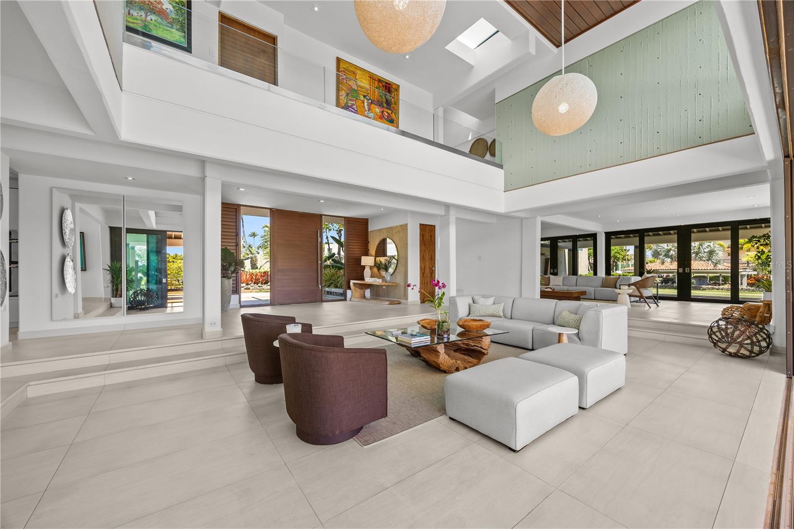 800 THE REDONDA ESTATE — photo 11