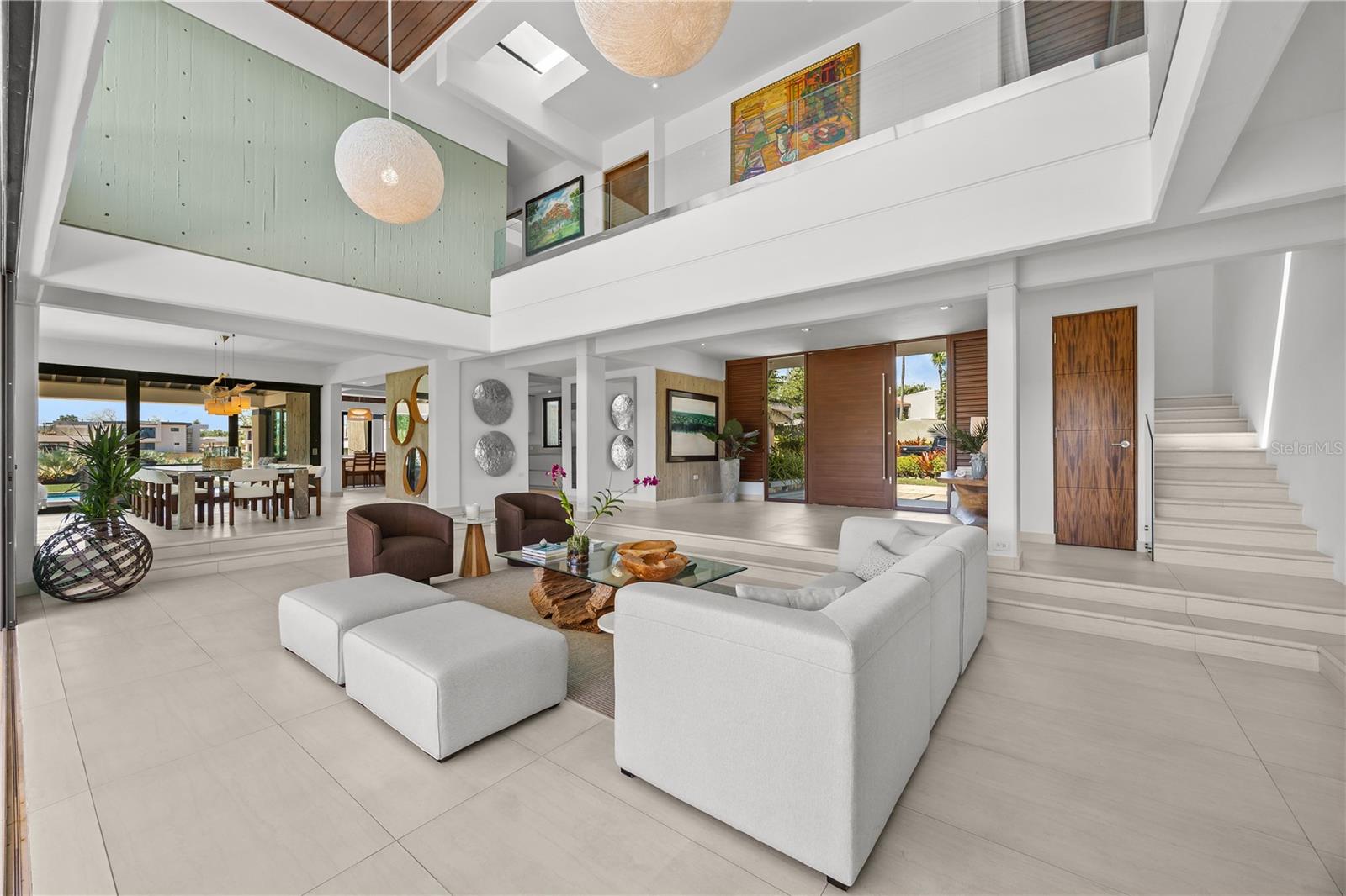 800 THE REDONDA ESTATE — photo 13