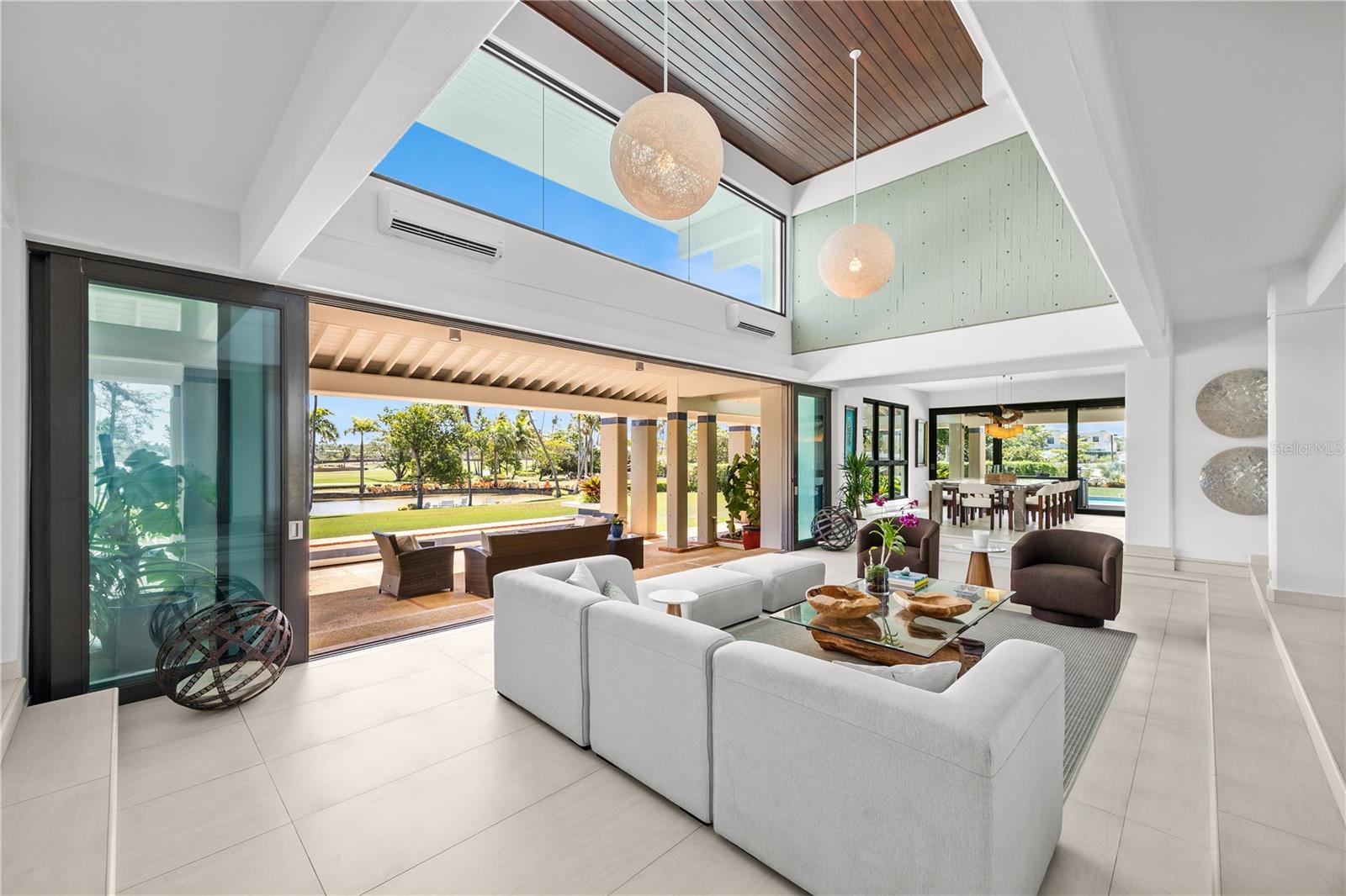 800 THE REDONDA ESTATE — photo 14