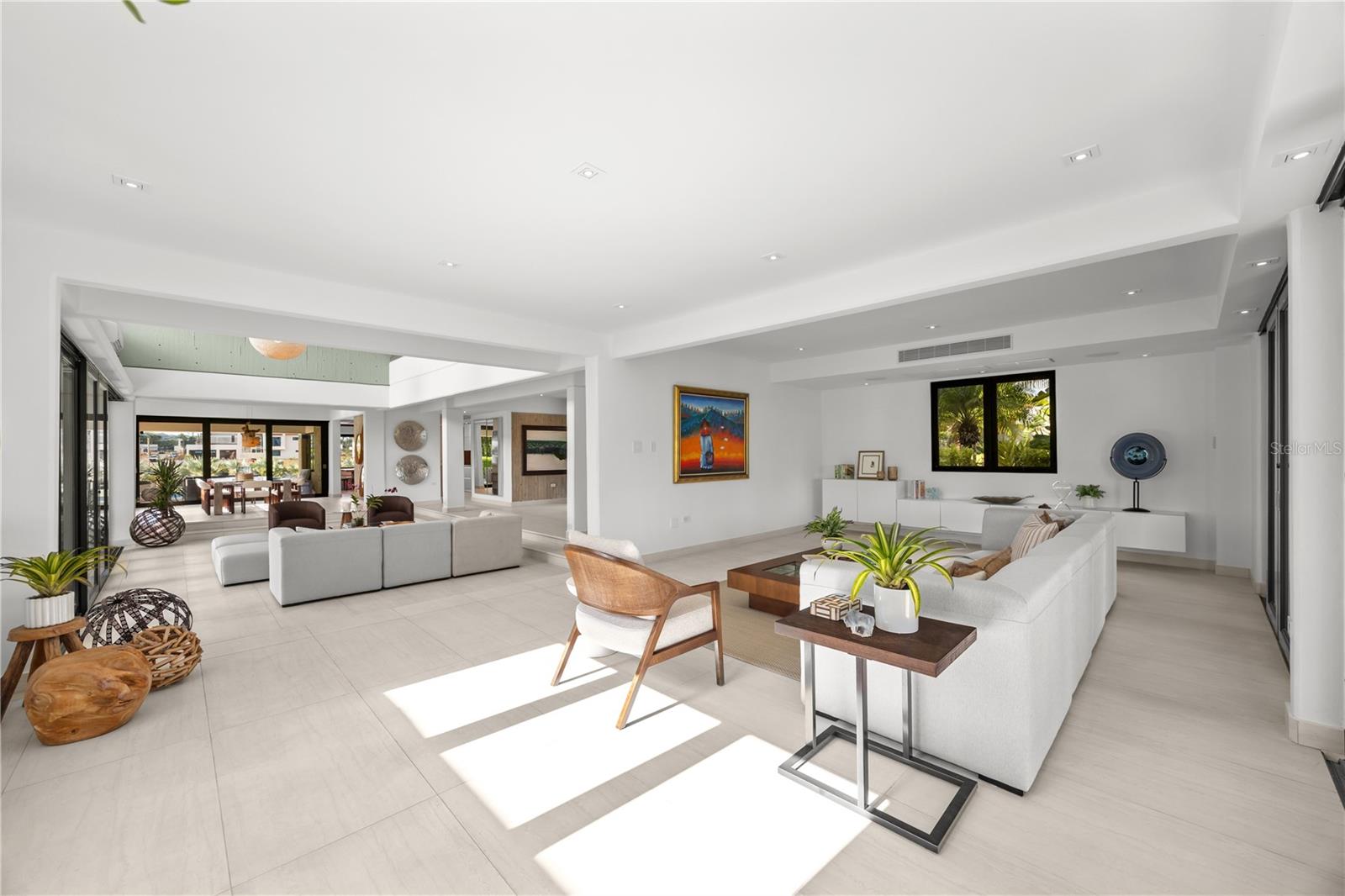 800 THE REDONDA ESTATE — photo 15