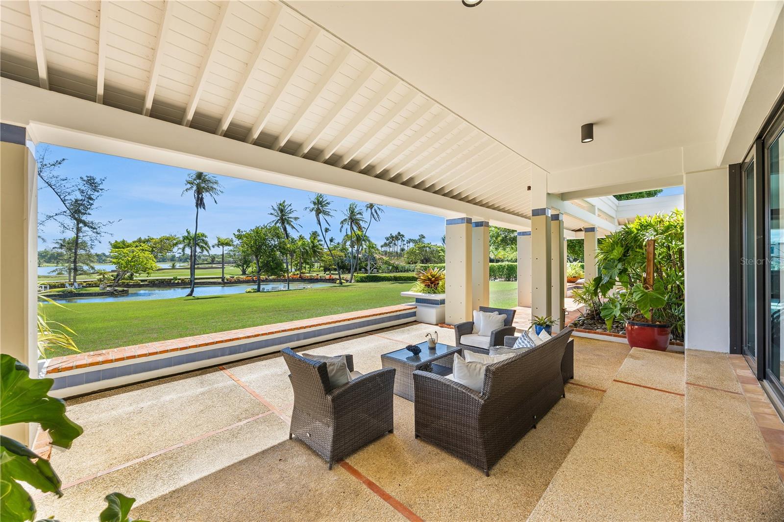 800 THE REDONDA ESTATE — photo 38