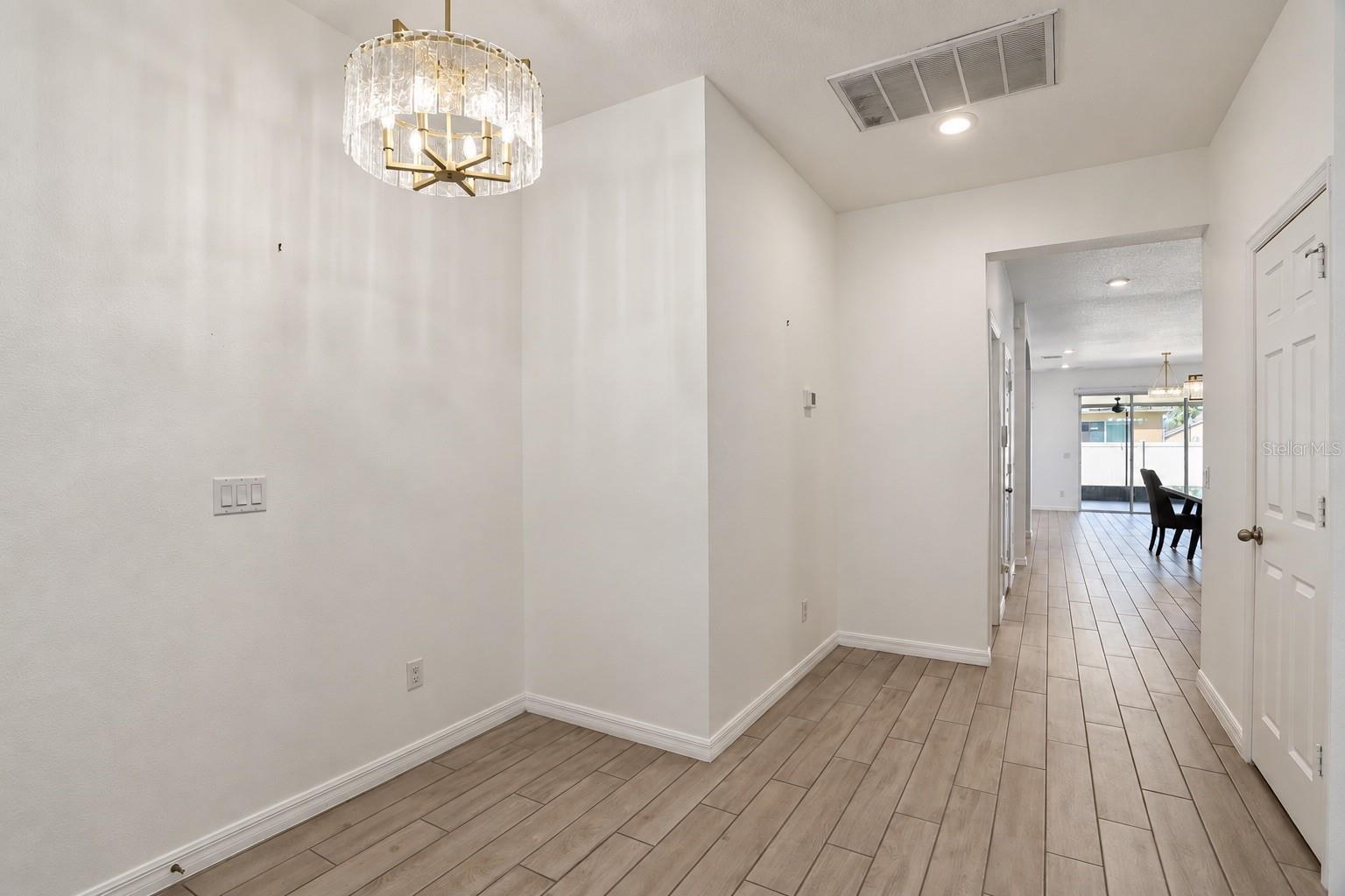 4245 CYPRESS GLADES LN — photo 4