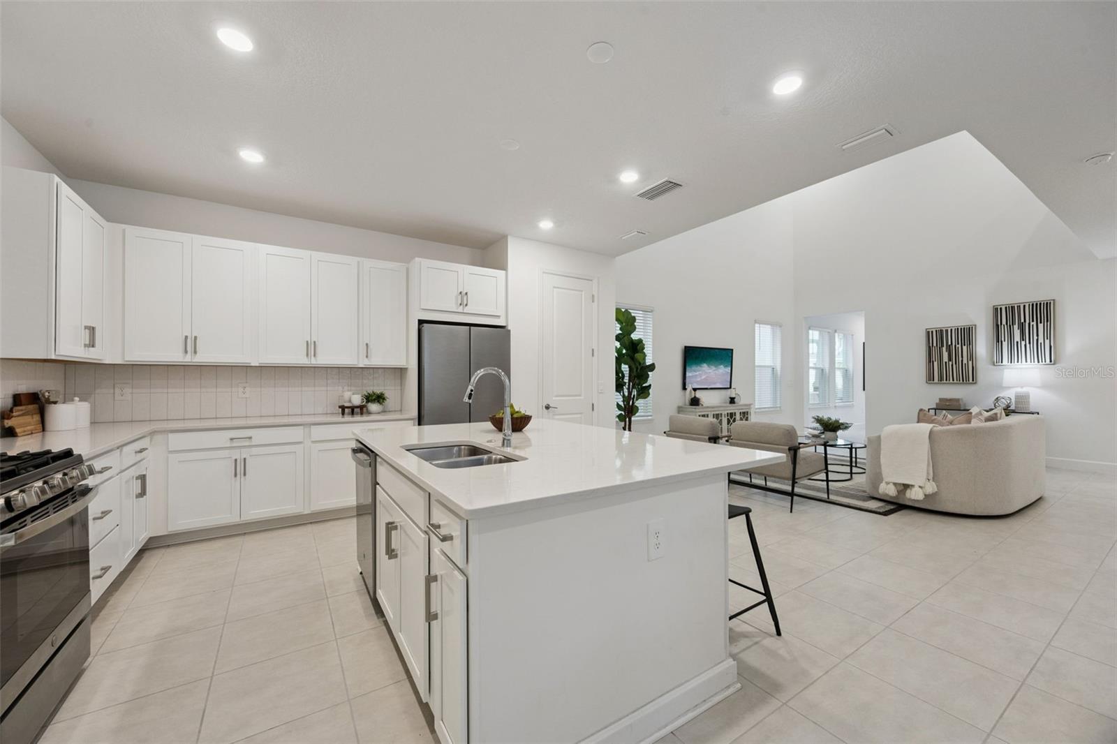 16283 HONEY HARVEST ST — photo 19