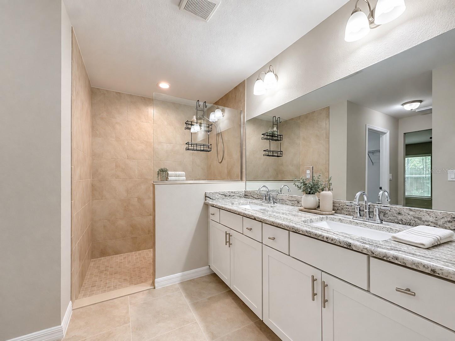 3684 W FOUNTAIN LN — photo 7