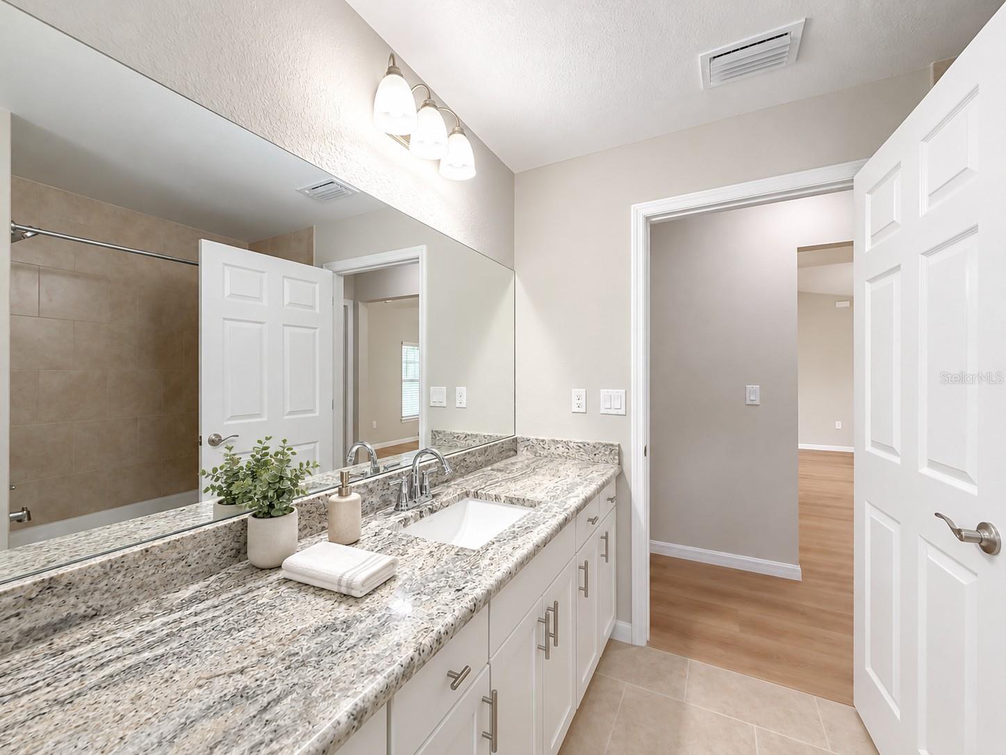 3684 W FOUNTAIN LN — photo 10