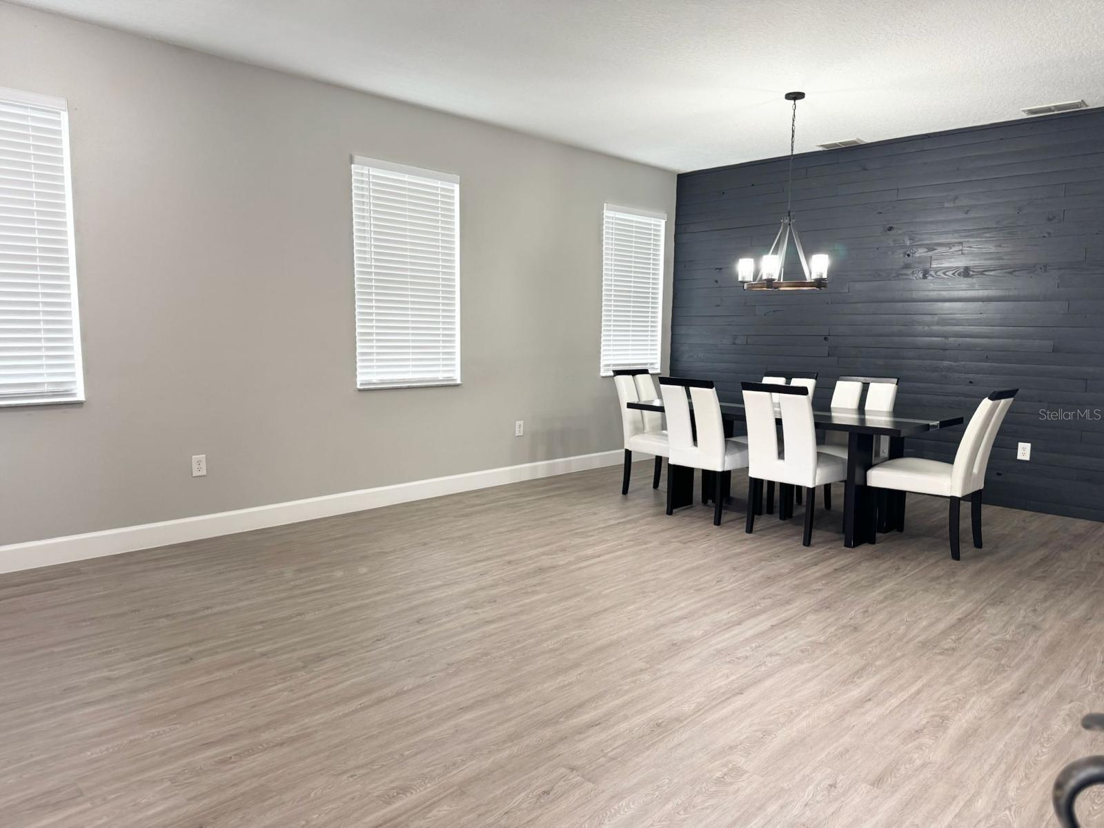 10313 STRATFORD POINTE AVE — photo 4
