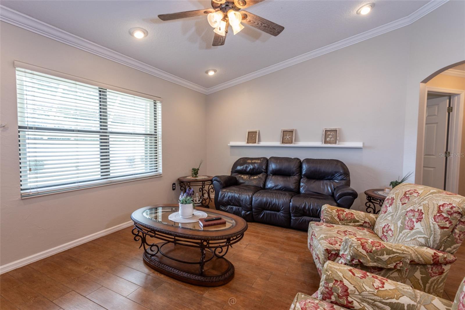 125 WYNNFIELD DR — photo 4