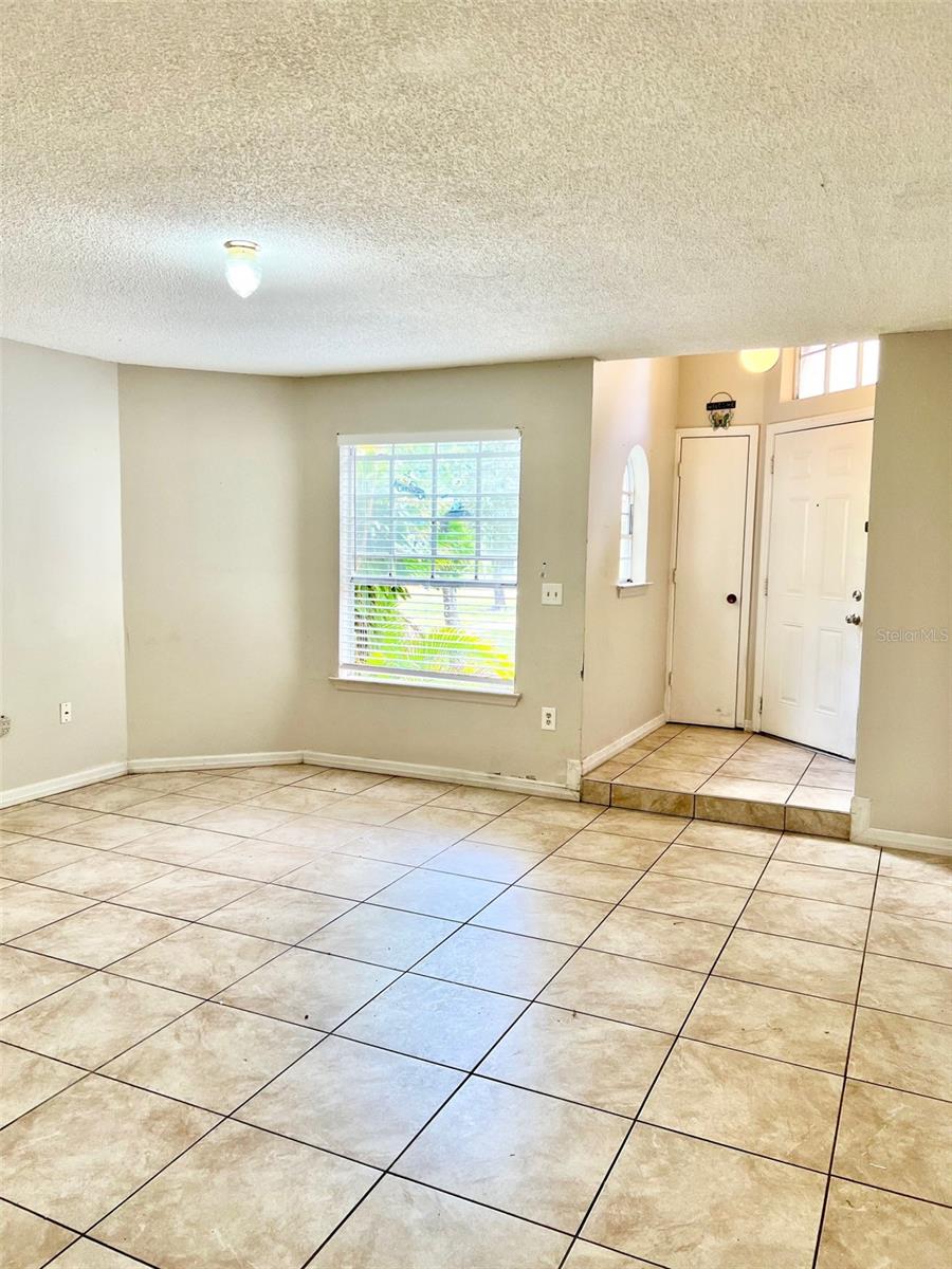 401 FOUNTAINHEAD CIR #151 — photo 4