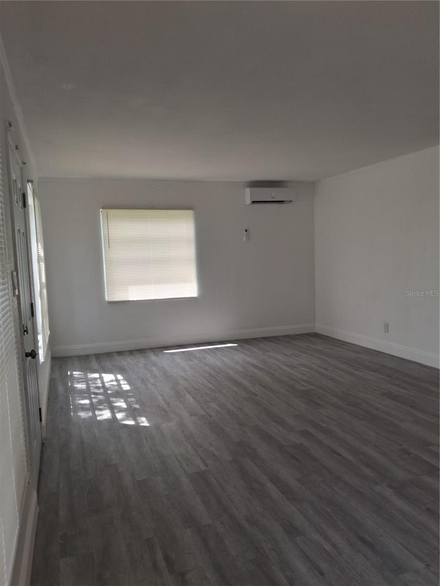 7206 MANDARIN DR — photo 3