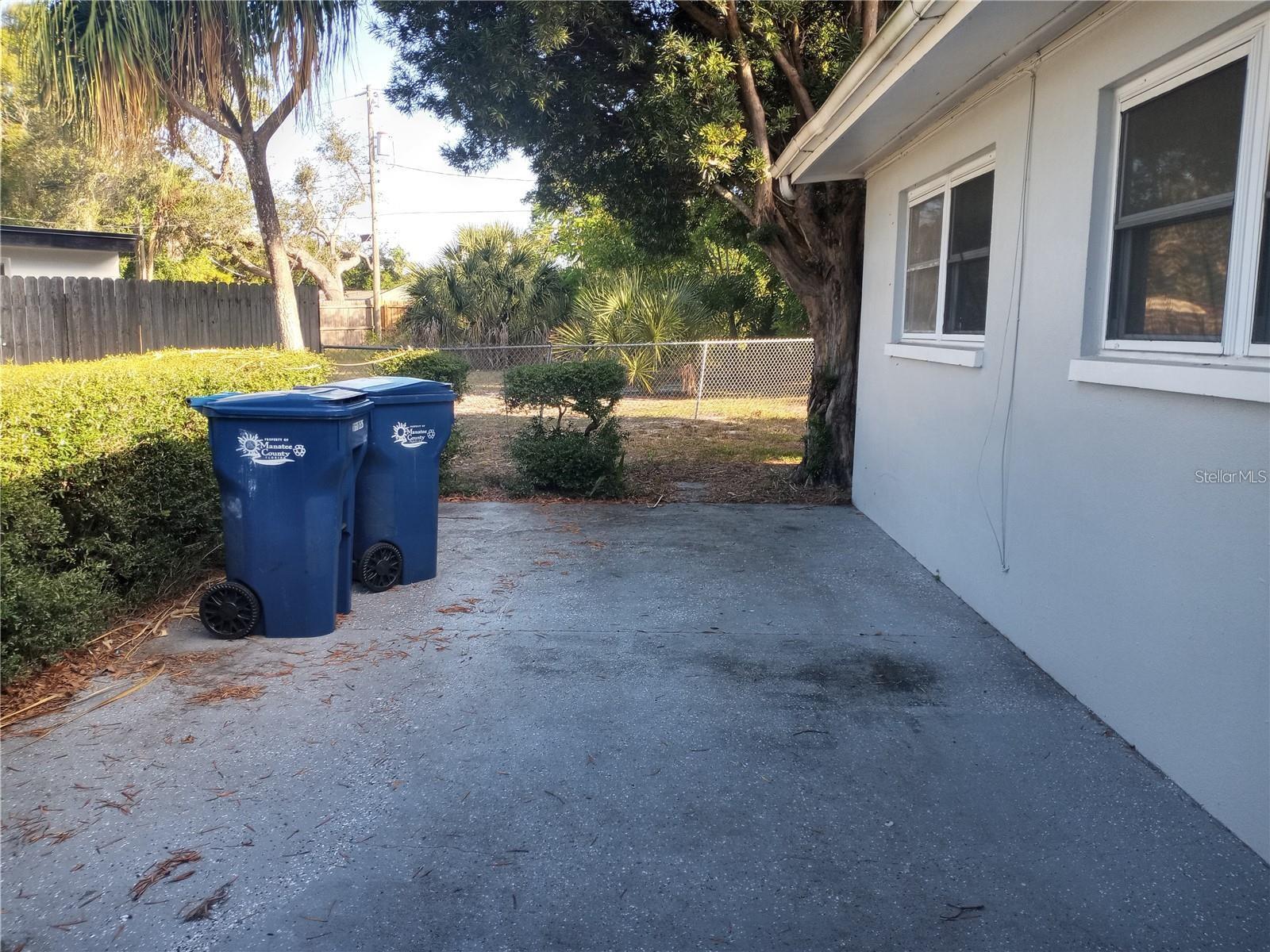 6519 CASE AVE — photo 4