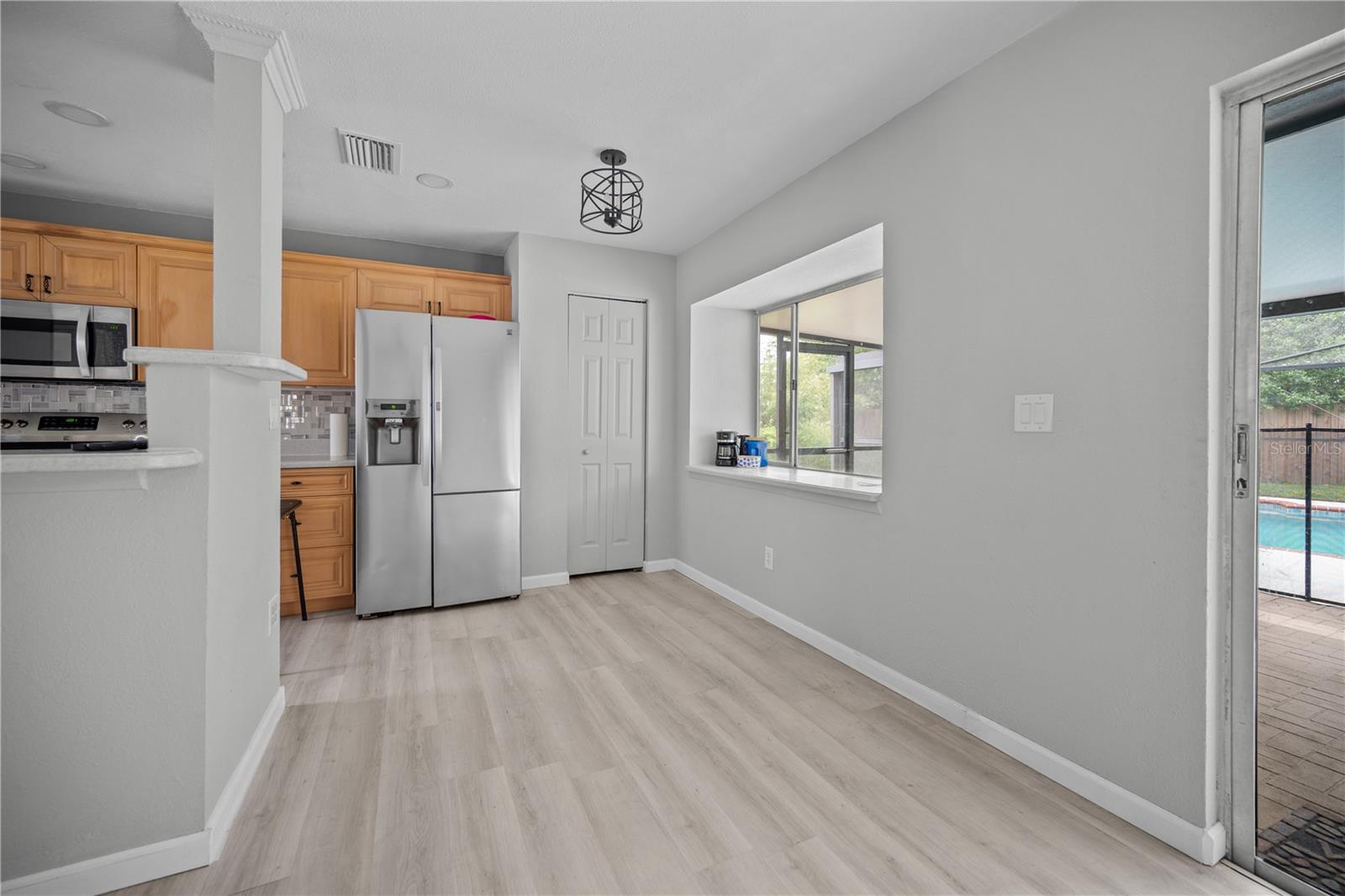2041 SHADOW PINE DR — photo 7