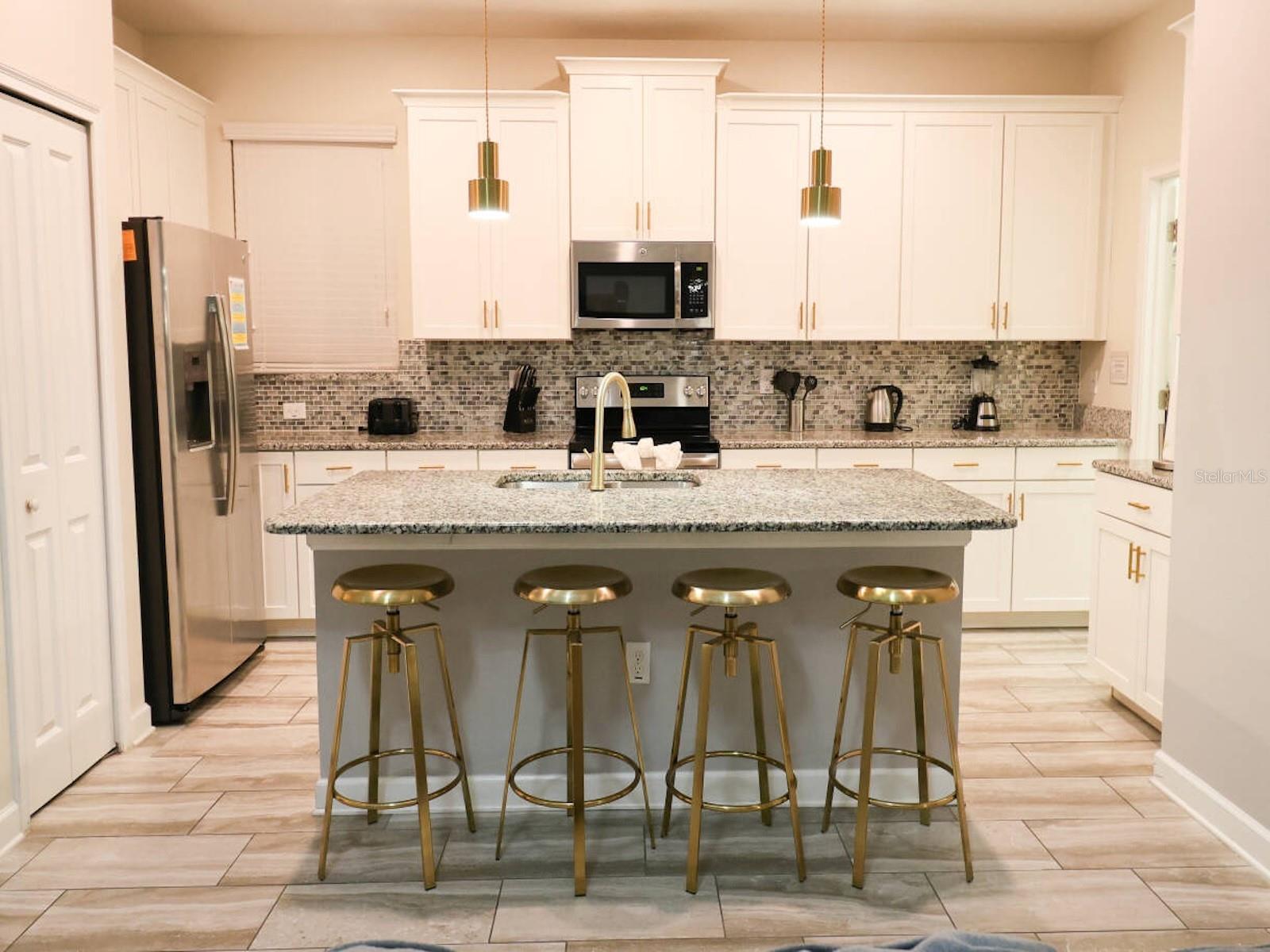 4726 SLEEPY HOLLOW DR — photo 6