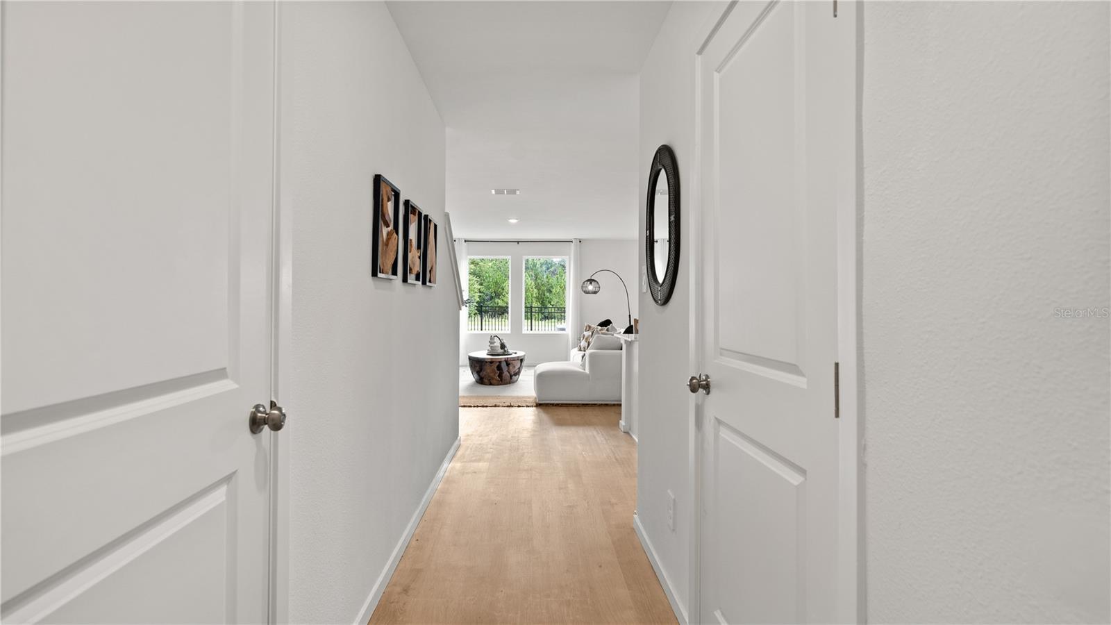 1086 TWINS ST — photo 2